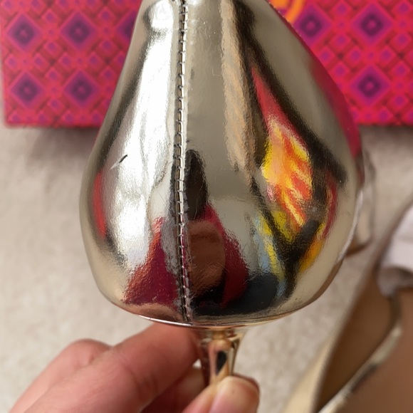 💯 % Authentic Tory Burch Elizabeth 40 mm pumps - Picture 13 of 14